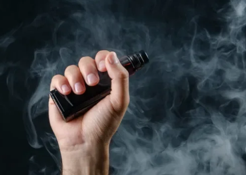 دراسة تكشف عن ارتباط بين السجائر الإلكترونية والإصابة بالربو